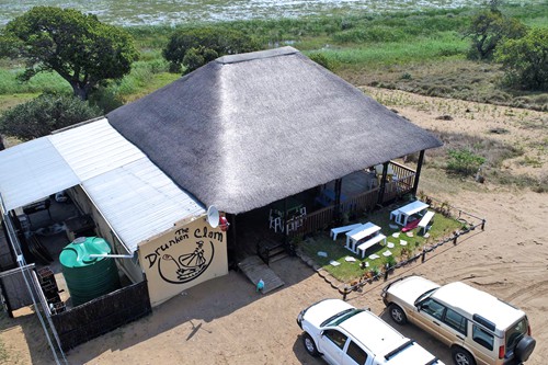 the-drunken-clam-ponta-malongane (11)